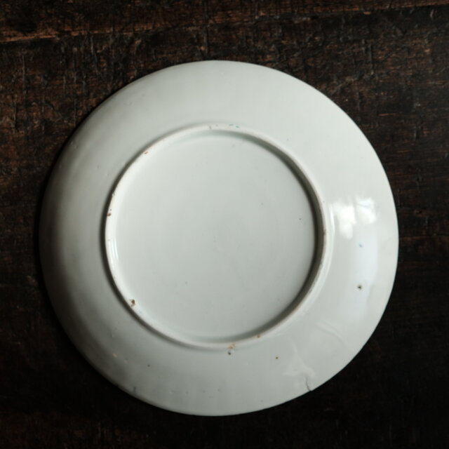 骨董　可愛らしい余白のある明治伊万里7寸 骨董 可愛らしい余白のある明治伊万里7寸 夢幻の広がりを描く古伊万里7