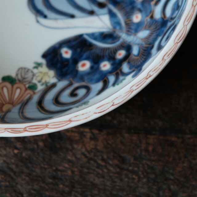 花と鶴と蝶々◇伊万里 花蝶文赤絵金彩浅型大鉢 碗 骨董・antiques 器