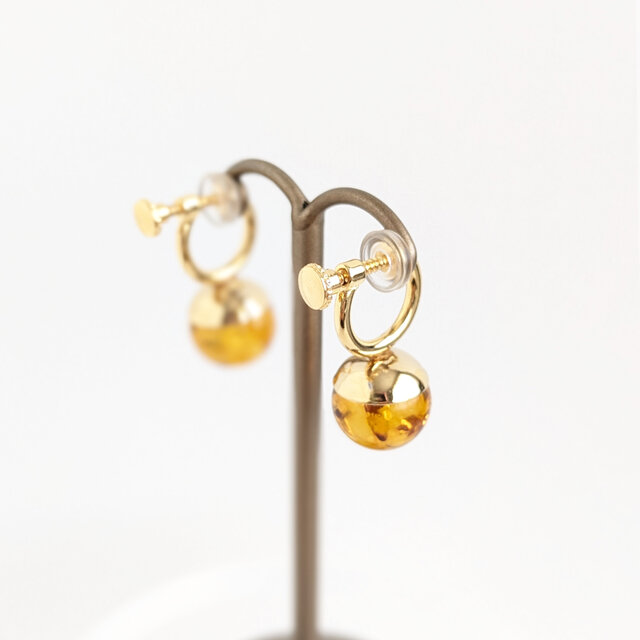 イヤリング[Amber ball/Gold] 琥珀 アンバー バルト海 天然石 フープ