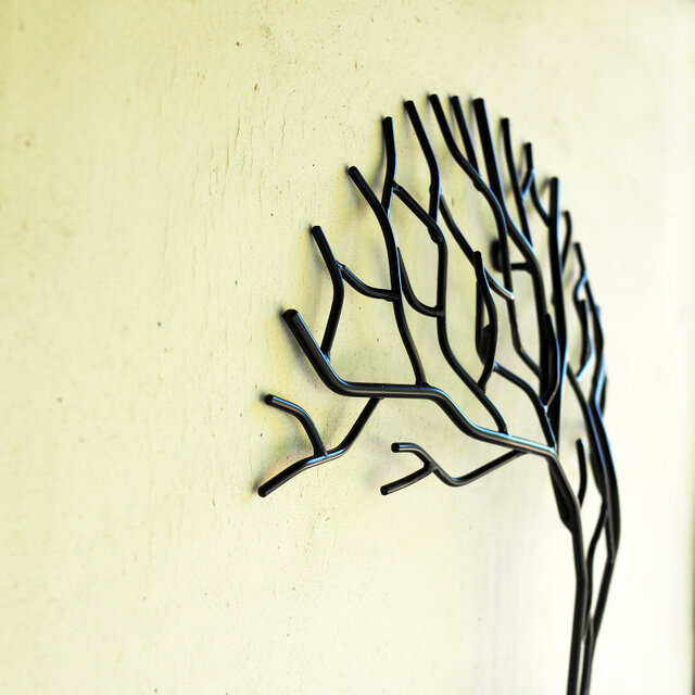 壁掛け・アイアン ウォールアート 直径40cm｜熟練職人の立体的な鉄の