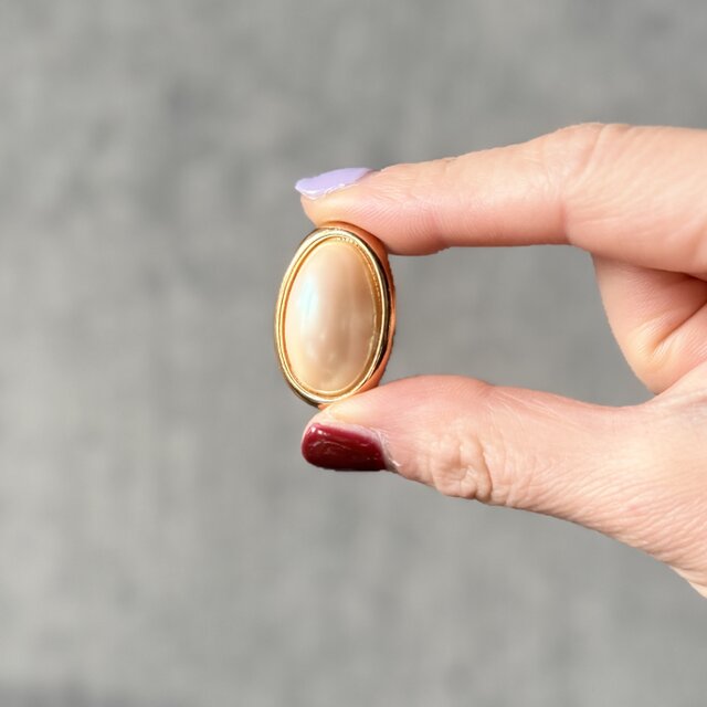 PM60-【 Monet 】モネ・ヴィンテージピアス 1980's Oval Faux Pearl