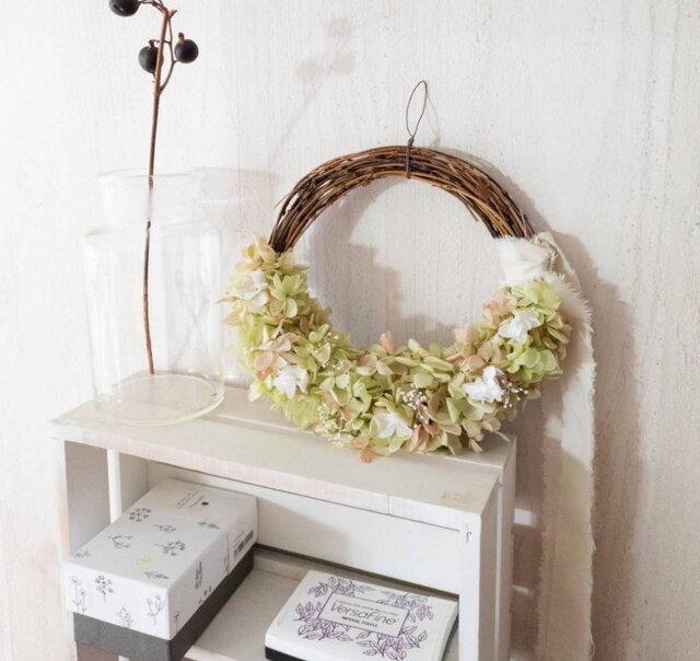 爽やかグリーンのハーフリース プリザーブドフラワー 春夏 インテリア