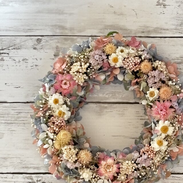 待ちきれない春！ブルーライムの早春のリース | iichi 日々の暮らしを