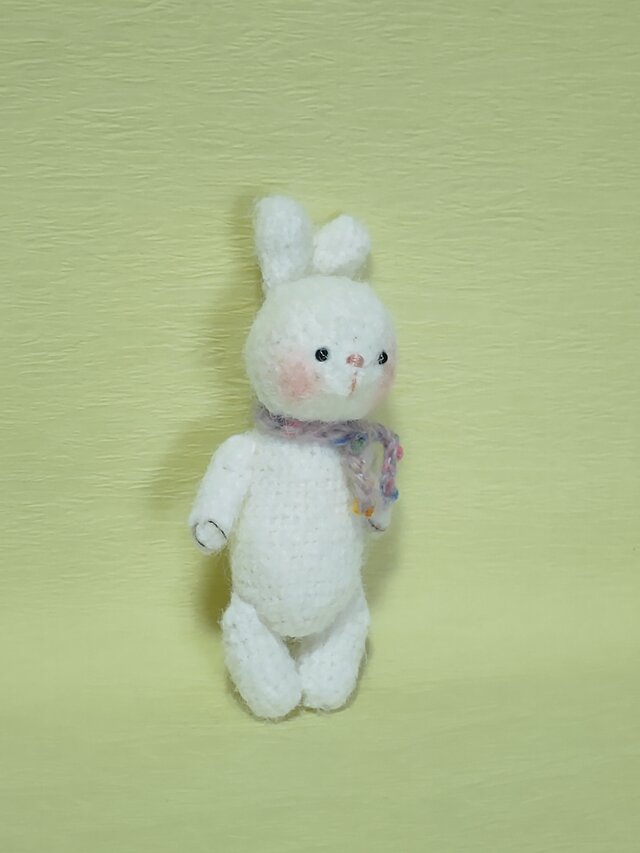 SOLD OUT＊白うさぎ あみぐるみ 小さな白うさぎ (あみぐるみ) | iichi 日々の暮らしを心地よくする