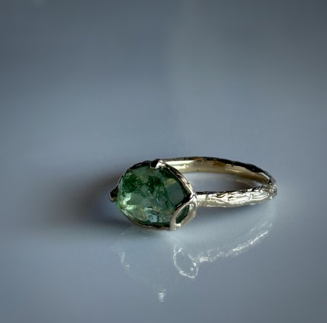 虹グリーントルマリン リング / k10 | iichi 日々の暮らしを心地よく