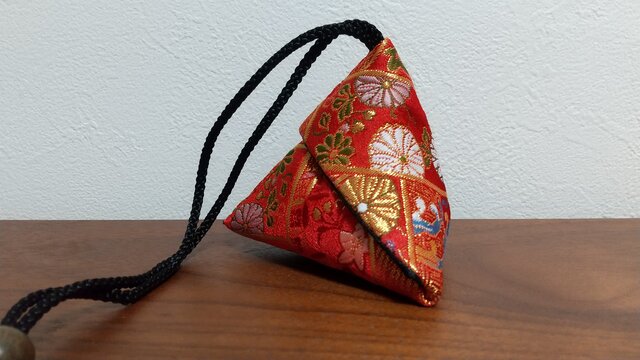 テトラポーチ 金襴 C | iichi 日々の暮らしを心地よくするハンドメイド