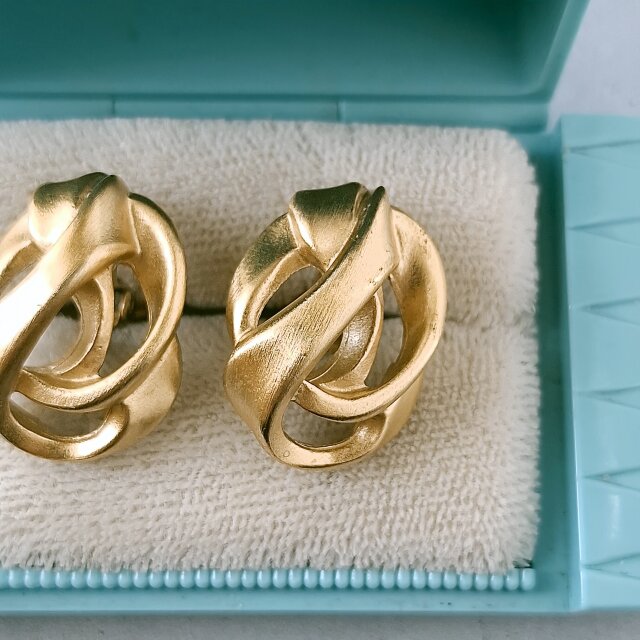 ANNE KLEIN》 matte gold rough knot アンクライン ヴィンテージ 