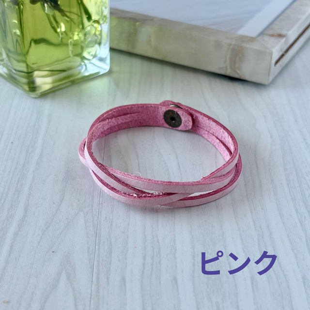 細身で上品なレザーブレスレット | iichi 日々の暮らしを心地よくする