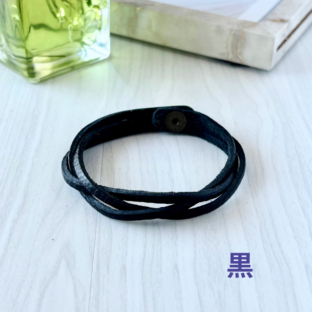 細身で上品なレザーブレスレット | iichi 日々の暮らしを心地よくする