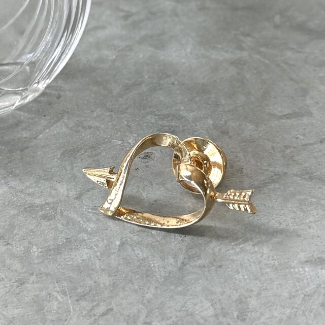 イギリス ヴィンテージ 希少 ブローチ A&S アシンメトリーリボン 968