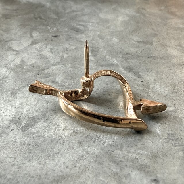 SCA68-【 AVON 】エイボン・ヴィンテージブローチ 1983 