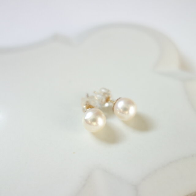 14kgf 7mmあこやバロックパールのピアス | iichi 日々の暮らしを