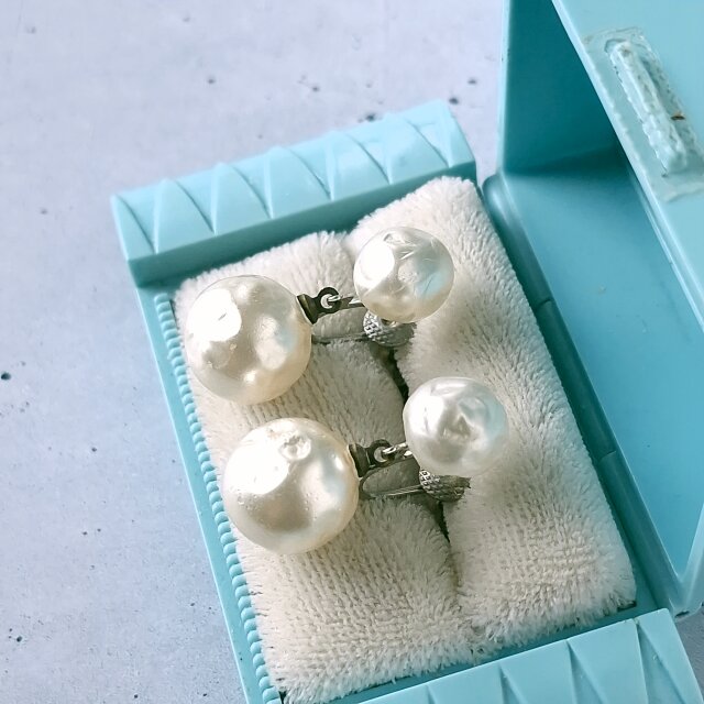 Richelieu》 faux baroque pearl dangle リシュリュー ヴィンテージ