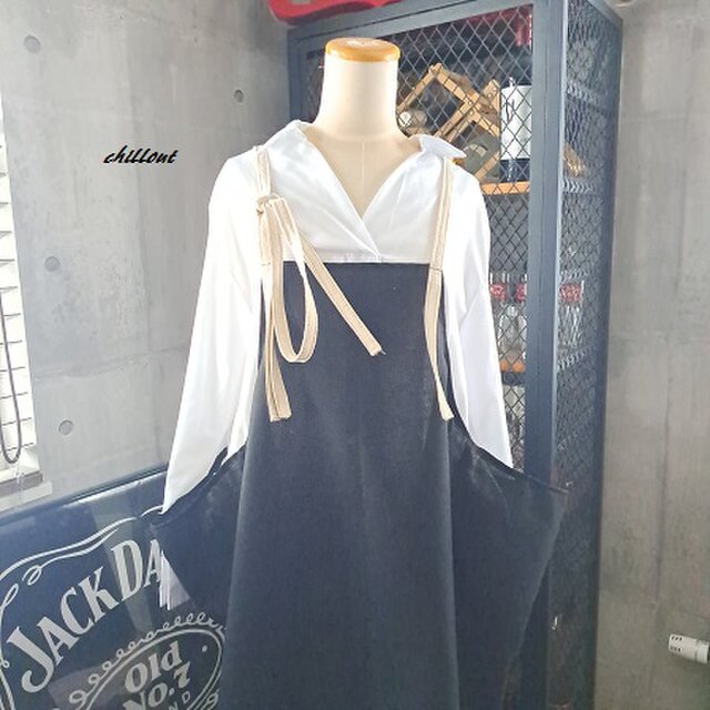 背中がかわいい】マキシ：エプロンドレス：ブラック×リネン【1037