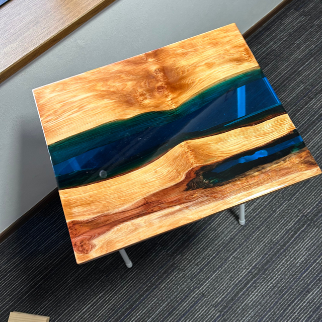 サイドテーブル アイアン 無垢 木製 おしゃれ リバーレジン 折り畳みテーブル サイドテーブル アイアン 無垢 木製 おしゃれ リバーレジン 折り畳み