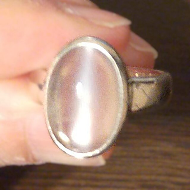 ムーンストーン キャッツアイ【フリーサイズ】リング 満月 乳白色 6月