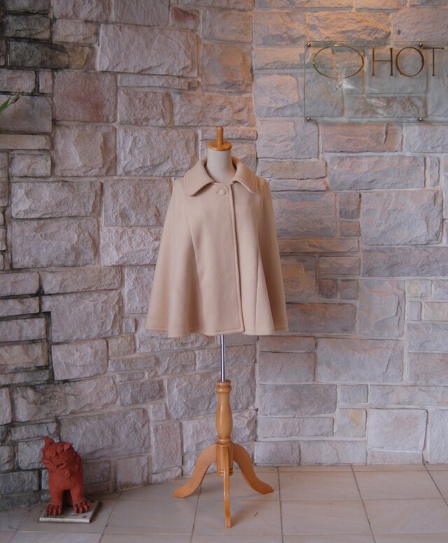 エレガント ケープ コート】焦がしキャラメルがほんのり混じった