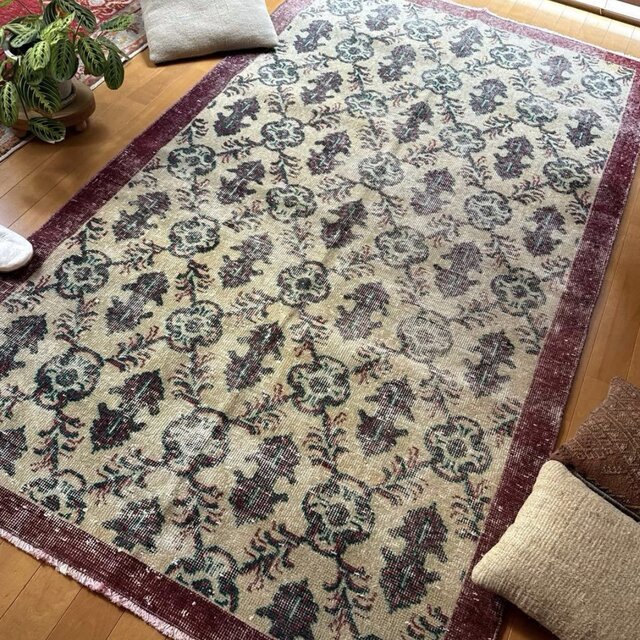 113.5×198えんじ色×グリーン 紋章ボタニカル トルコヴィンテージラグ