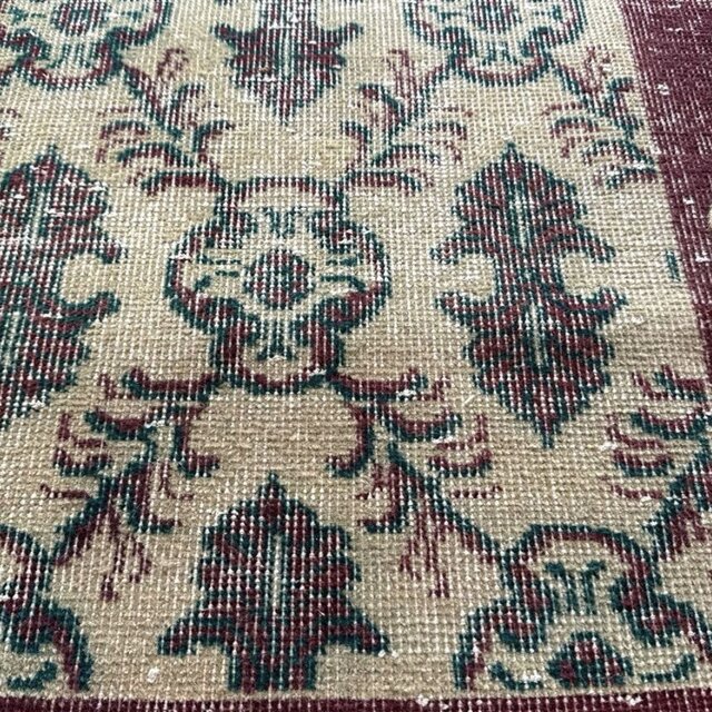 113.5×198えんじ色×グリーン 紋章ボタニカル トルコヴィンテージラグ