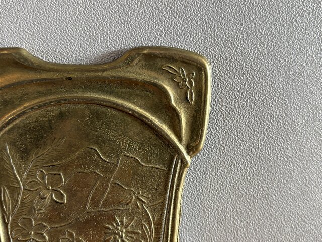 フランスの古い華が描かれた小さい手鏡 | iichi 日々の暮らしを