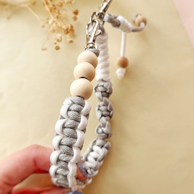 パラコード スマホストラップ ハンドストラップ バッグチャーム