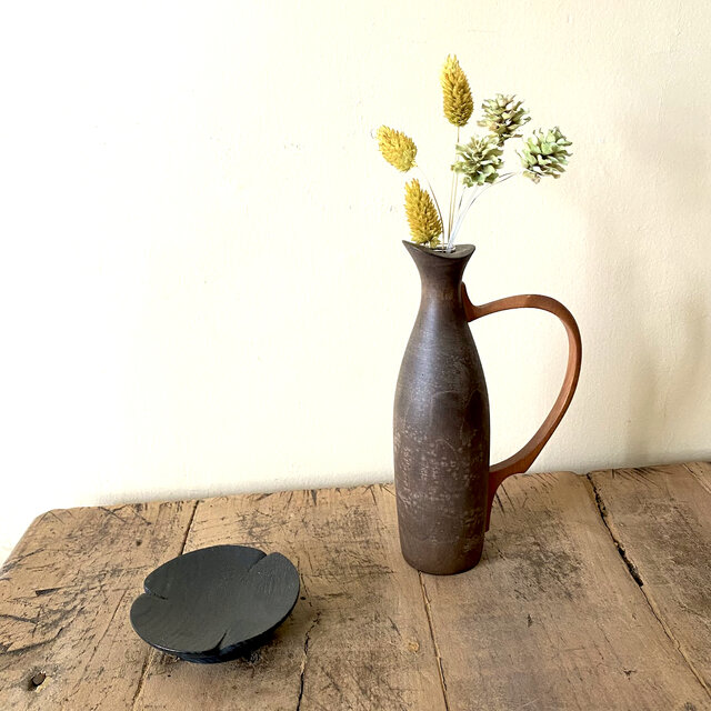 一輪挿し トチの木 鉄媒染 | iichi 日々の暮らしを心地よくする