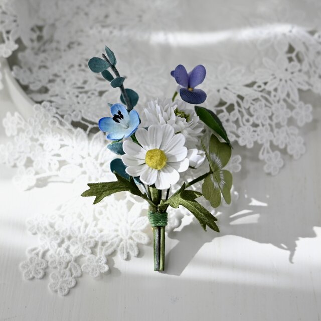 布花 野の花達のブーケコサージュ。入学式、卒業式、ハレの日に