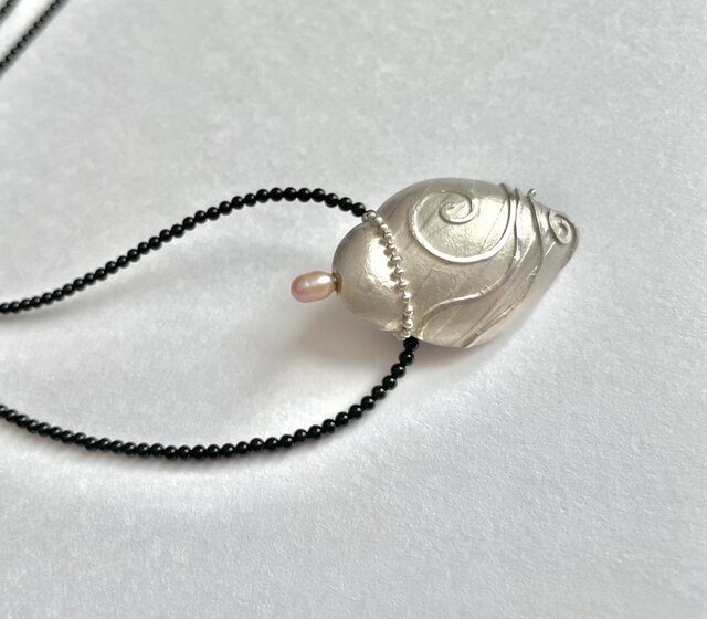 風紋ボトルペンダント | iichi 日々の暮らしを心地よくする
