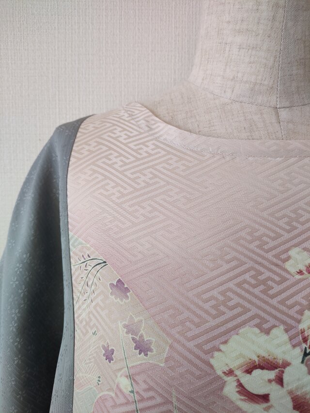 振袖ロングワンピース 梅の花と孔雀 | iichi 日々の暮らしを心地よく