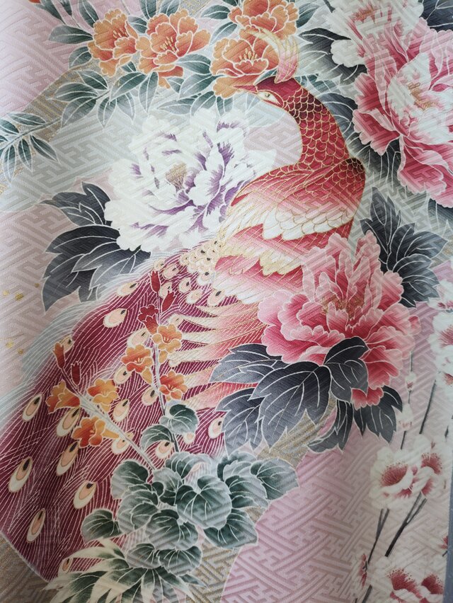 振袖ロングワンピース 梅の花と孔雀 | iichi 日々の暮らしを心地よく