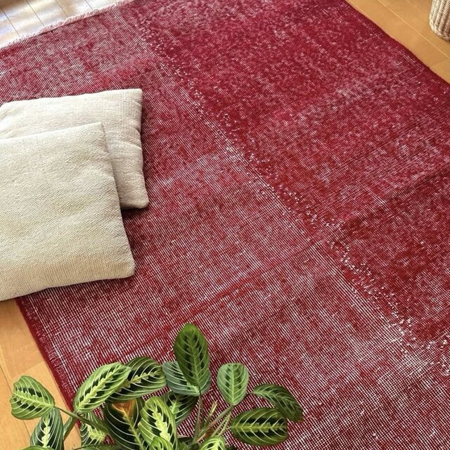 106×150 オーバーダイワンカラー赤　トルコヴィンテージラグ 106×150 オーバーダイワンカラー赤 トルコヴィンテージラグ 106×150