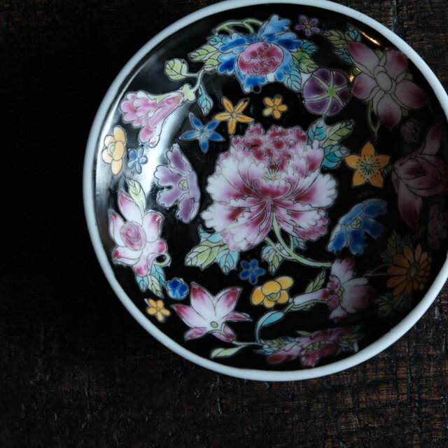 中国景徳鎮　「富貴長命」　唐子　花文様　花リム　深皿　２客セット 中国景徳鎮 「富貴長命」 唐子 花文様 花リム 深皿 2客セット 【公式