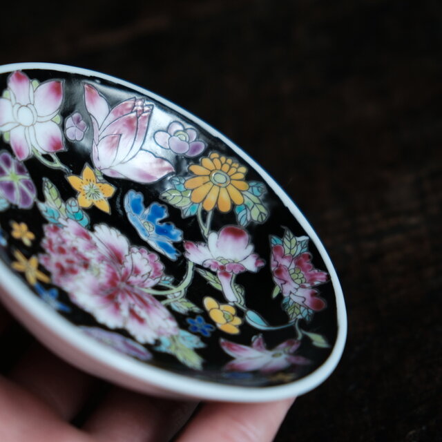 シノワズリな雰囲気◇中国景徳鎮 花文色絵小皿 中華料理 チャイナ