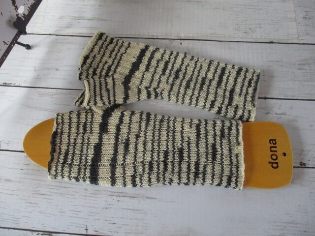 手編みハンドウォーマー Opal KFS 269 オスカー | iichi 日々の暮らし