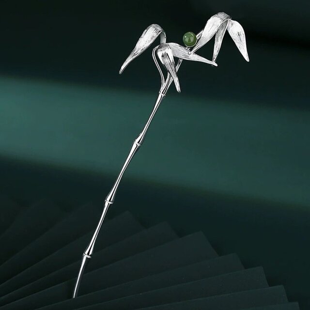 竹のかんざし - 自然の息吹を感じさせる一品 K210 | iichi 日々の