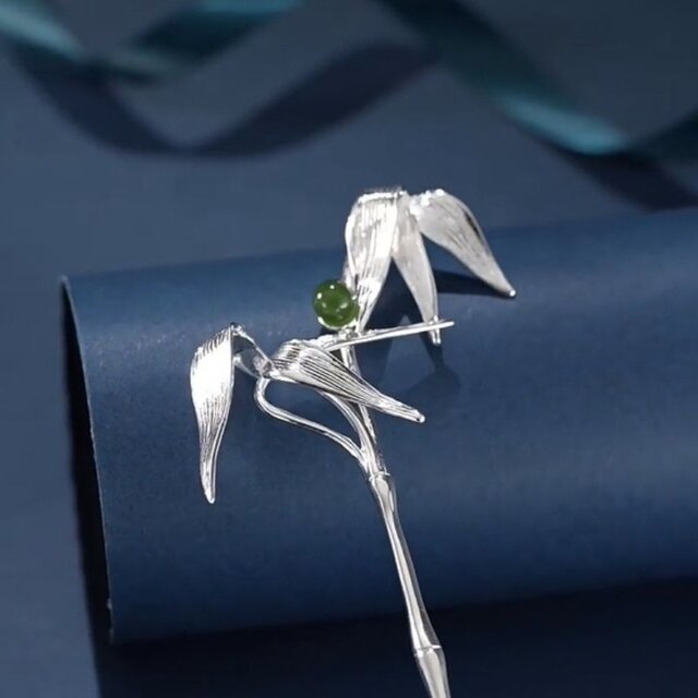 竹のかんざし - 自然の息吹を感じさせる一品 K210 | iichi 日々の