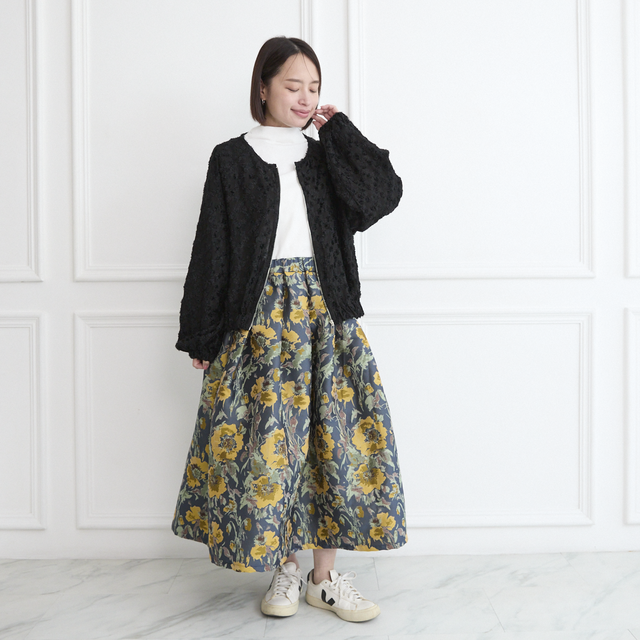 エブール ebure フラワー　ジャガード　スカート　花柄　ネイビー36 エブール ebure フラワー ジャガード スカート 花柄 ネイビー36