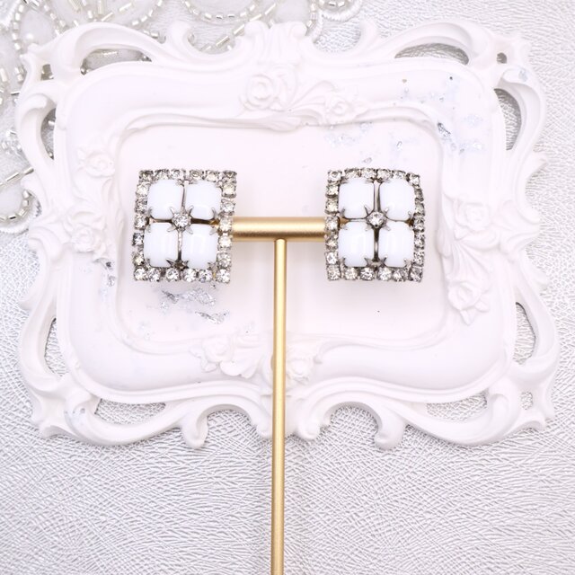 アメリカ買付】ホワイト×ラインストーン＊White Square Motif Earrings