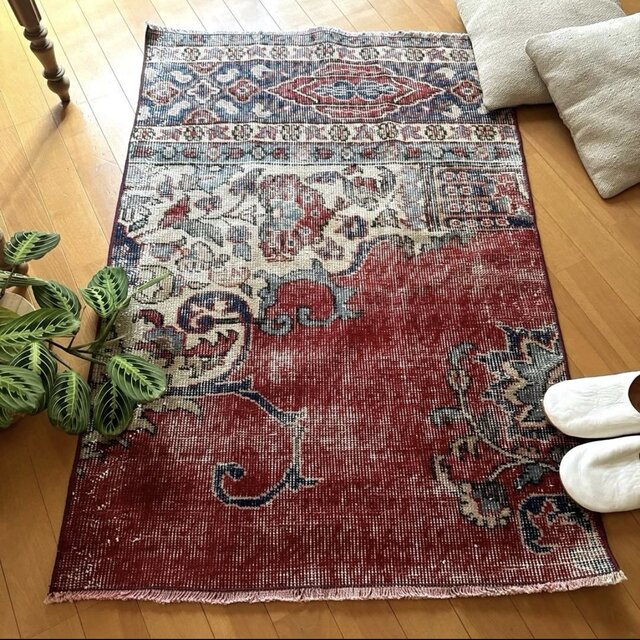 78×115アンティークレッド ボタニカル トルコヴィンテージラグ | iichi