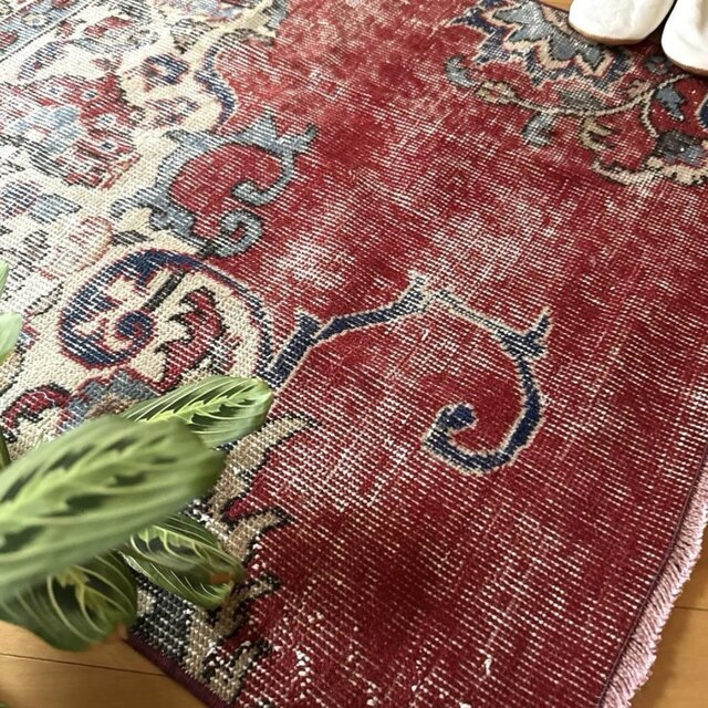 78×115アンティークレッド ボタニカル トルコヴィンテージラグ | iichi