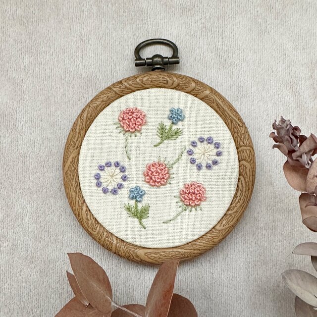 刺繍キッ春色フレンチノットステッチの刺繍フレーム | iichi 日々の