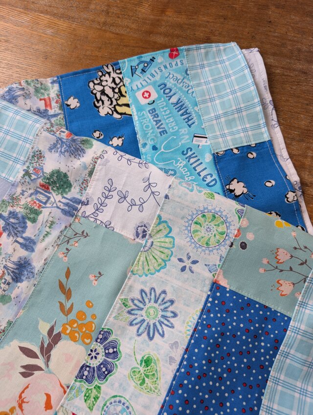 ブルー系インテリア♥️北欧♥️ナチュラル♥️細長ランダムパッチ
