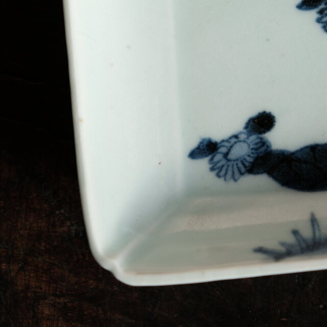 成化年製◇古伊万里 花文染付長方皿 刺身皿 骨董・antiques 古民家 古