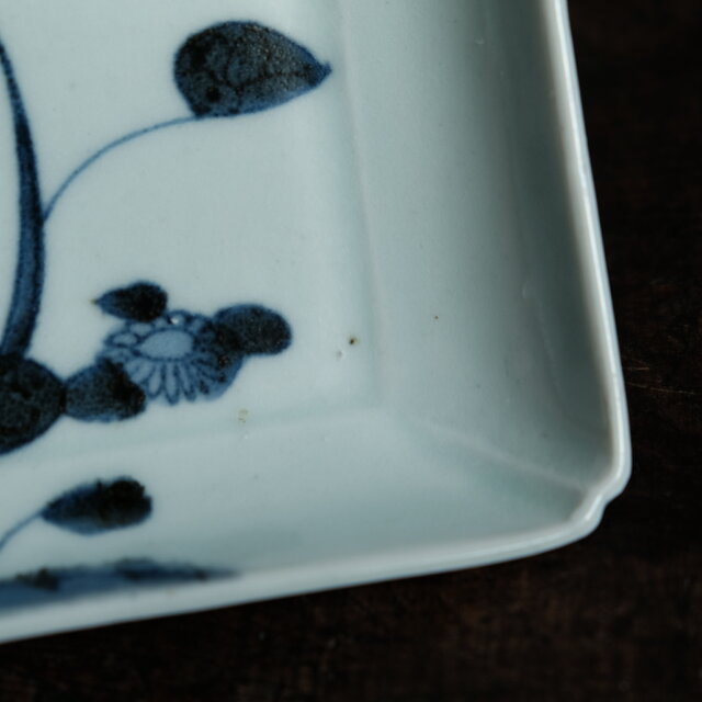 成化年製◇古伊万里 花文染付長方皿 刺身皿 骨董・antiques 古民家 古