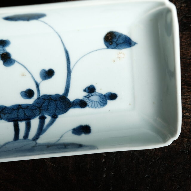 成化年製◇古伊万里 花文染付長方皿 刺身皿 骨董・antiques 古民家 古