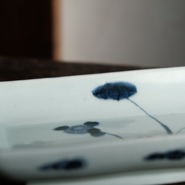 成化年製◇古伊万里 花文染付長方皿 刺身皿 骨董・antiques 古民家 古