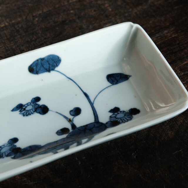 成化年製◇古伊万里 花文染付長方皿 刺身皿 骨董・antiques 古民家 古