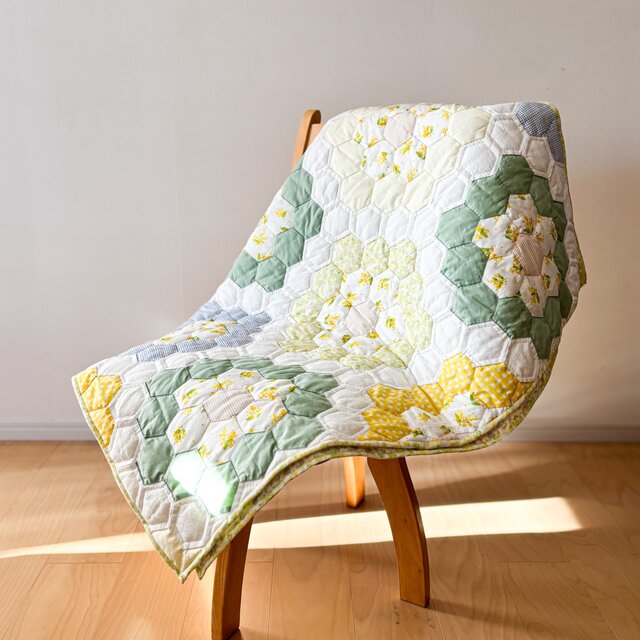 ミモザ咲く＊一点ものパッチワークキルト | iichi 日々の暮らしを