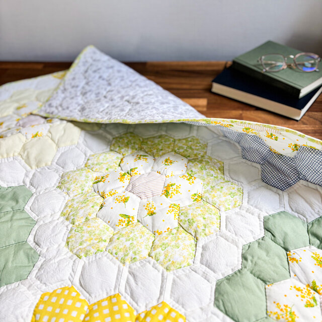 ミモザ咲く＊一点ものパッチワークキルト | iichi 日々の暮らしを