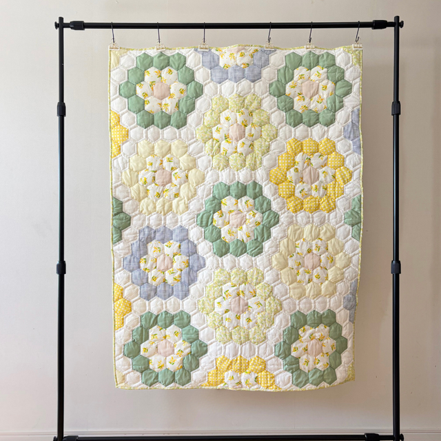 ミモザ咲く＊一点ものパッチワークキルト | iichi 日々の暮らしを